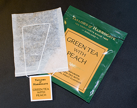 Őszibarackos zöld tea (Fotó: MsTea)